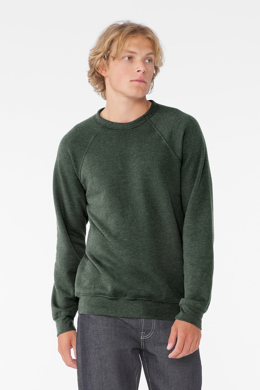BELLA+CANVAS ® Unisex Sponge Fleece Raglan Sweatshirt. BC3901